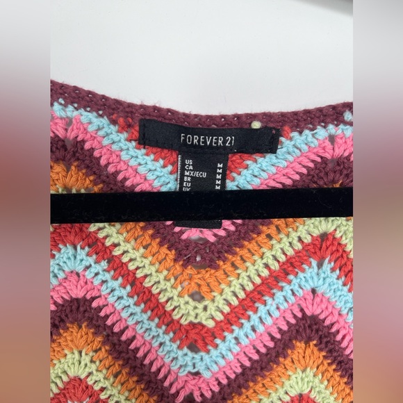 Crop top - Picture 3 of 3